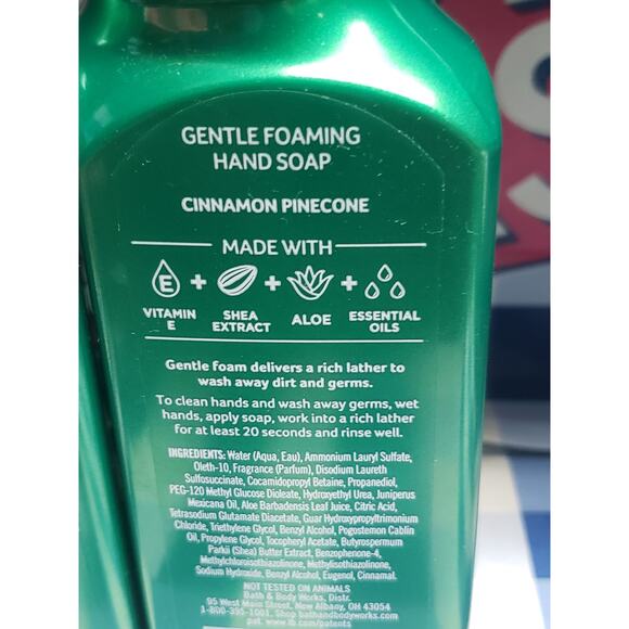 BBW Cinnamon Pinecone Gentle Foaming Hand Soap - Picture 2 of 3